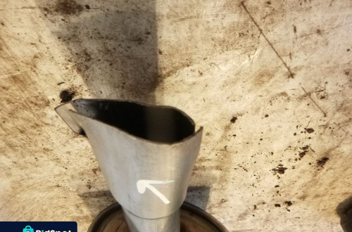 dacia duster 1,6i tłumik nowy bosal