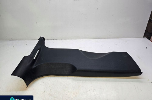 OSŁONA POSZYCIA SŁUPKA PRAWA AUDI Q5 8R 8R0867240