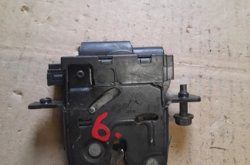 ZAMEK KLAPY BAGAŻNIKA NISSAN QASHQAI +2 2.0DCI 90502EY10A