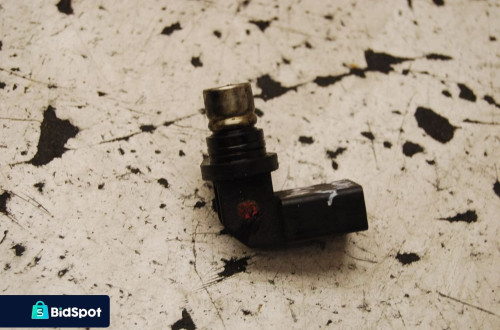 CZUJNIK POŁOŻENIA WAŁKA ROZRZĄDU 06A905161A VW BORA 2.3 V5 AGZ SEAT SKODA