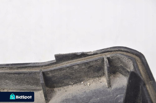 VOLVO S60 II POKRYWA DEKIEL AKUMULATORA 31358492