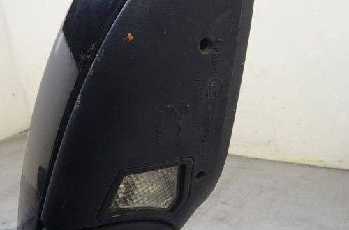 VOLVO S60 LIFT 2.4B LUSTERKO ZEWNĘTRZNE LEWE 13PIN