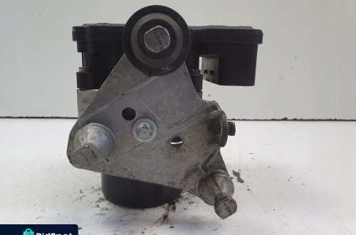 Mercedes W204 POMPA HAMULCOWA ABS Sterownik A1729014000