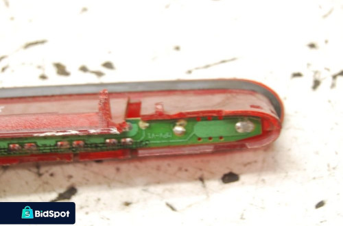 TRZECIE ŚWIATŁO STOP 1T0945097A VW TOURAN I