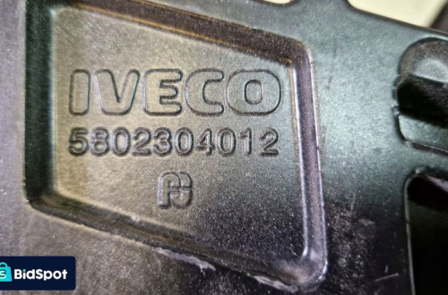 wzmocnienie mocowanie iveco s-way 5802304012