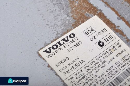 VOLVO S80 II V70 III WZMACNIACZ RADIA 31215657