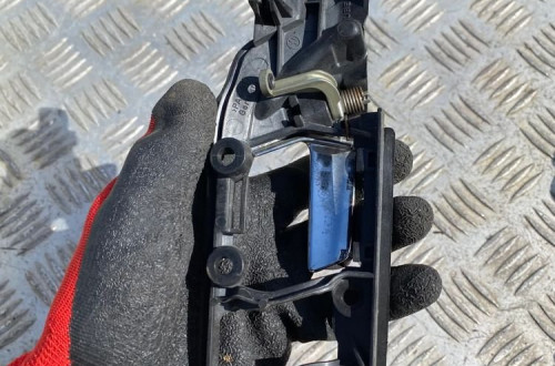 vw polo 9n iv klamka wewnetrzna lewy przód przednia lewa 6q0837173a