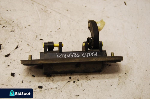 KLAMKA KLAPY BAGAŻNIKA TYŁ TYLNA MAZDA PREMACY 99-05