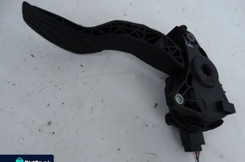 POTENCJOMETR PEDAŁ GAZU 18002-4BG0B NISSAN QASHQAI J11 F-VAT