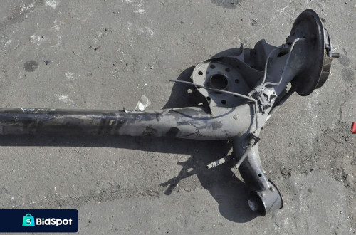 TOYOTA YARIS II hb ZAWIESZENIE BELKA TYŁ