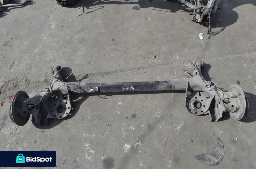 TOYOTA YARIS II hb ZAWIESZENIE BELKA TYŁ