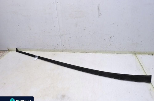 LISTWA DACHOWA DACHU LEWA HYUNDAI i40 KOMBI