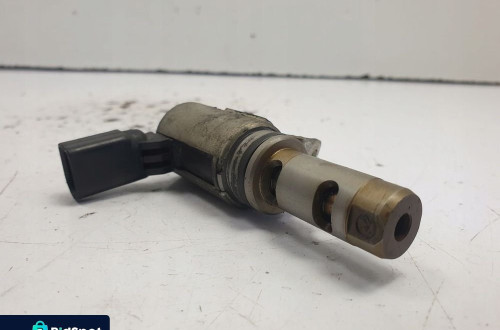 Audi A3 II 8P 1.6 FSI CZUJNIK FAZ ROZRZĄDU 03C906455A