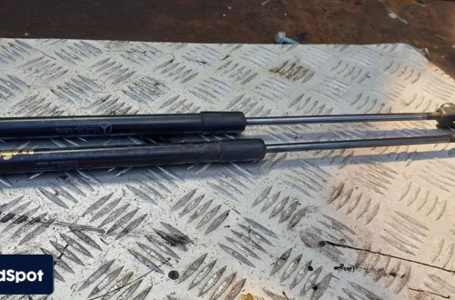 mercedes w169 silowniki teleskopy klapy tyl tylnej bagaznika a1697400345