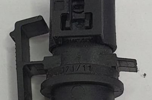 CZUJNIK TEMPERATURY MERCEDES W204 A6511530028