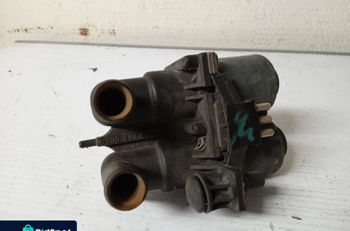 ELEKTROZAWÓR NAGRZEWNICY MERCEDES W124 0008306584