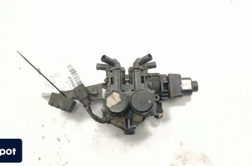 POMPA WODY VOLKSWAGEN PHAETON LONG 3D1959617C