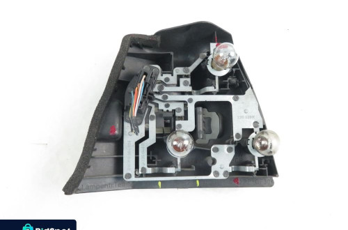WKŁAD LAMPY PRAWY TYŁ BMW 3 E46 8364926
