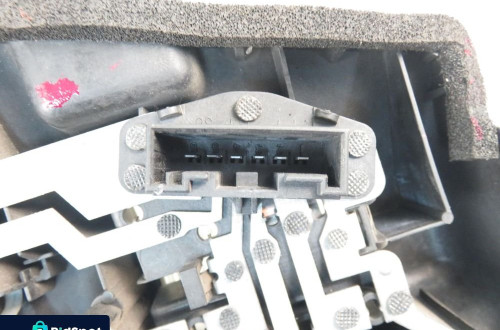 WKŁAD LAMPY PRAWY TYŁ BMW 3 E46 8364926