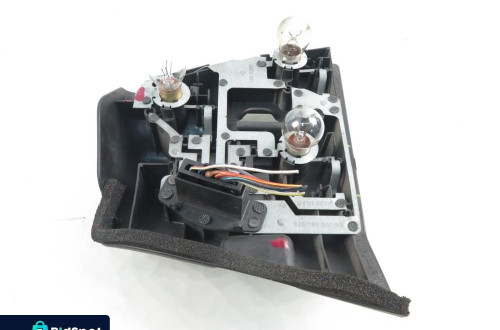 WKŁAD LAMPY PRAWY TYŁ BMW 3 E46 8364926