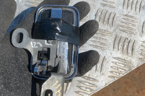 mercedes 123 w123 klamka wewnetrzna lewy tyl tylna lewa