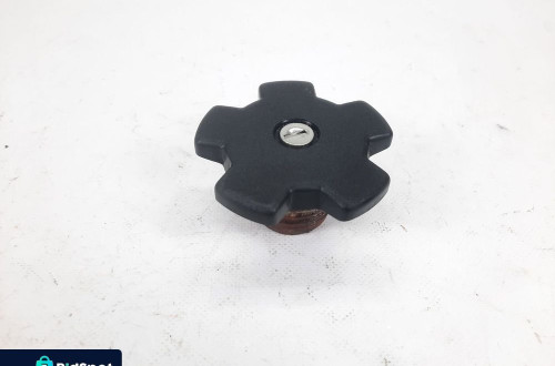 PORSCHE 924 KOREK WLEWU PALIWA