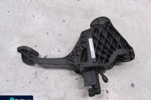 audi a3 8p fl 2.0 tfsi pedał sprzęgła uk