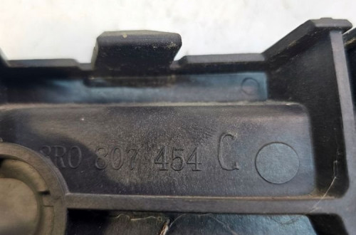 ŚLIZG MOCOWANIE ZDERZAKA PRAWY TYŁ AUDI Q5 8R 8R0807454C