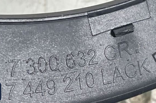 RAMKA LAMPY CZARNA PRAWA MINI F55 F56 7499210