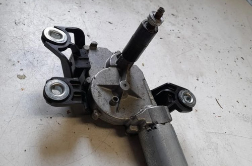 SILNICZEK WYCIERACZKI TYŁ FORD / VOLVO nr 3M51-R17K441-AF / 0390201875
