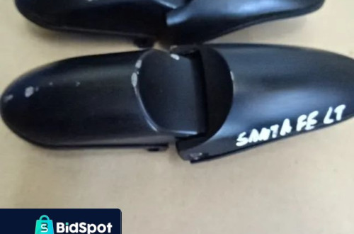 ZAWIAS KLAPY TYLNEJ HYUNDAI SANTA FE NR1