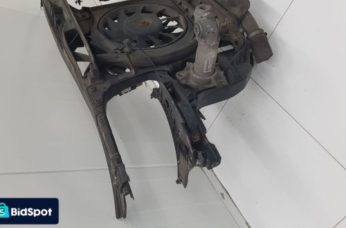 PAS PRZEDNI AUDI A4 B6 8E0807133B