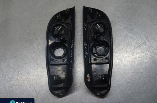 FIAT QUBO 08-16 1.4B GŁOŚNIK WYSOKOTONOWY SYCZEK ZAŚLEPKA LEWA PRAWA