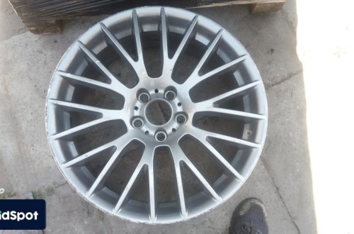 bmw f01 f02 f07 f10 alufelga kolo alus felga 8.5jx20eh2 6792596 6792594