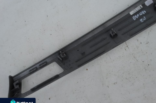 LISTWA DEKOR CHROM DESKI ROZDZIELCZEJ KOKPITU BMW E90 E91 EUROPA F-VAT