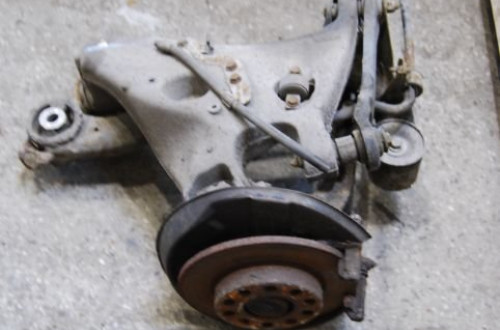 BELKA SANKI ZAWIESZENIA TYŁ TYLNE AUDI A4 B6 KOMBI 1.9 TDI 8E0