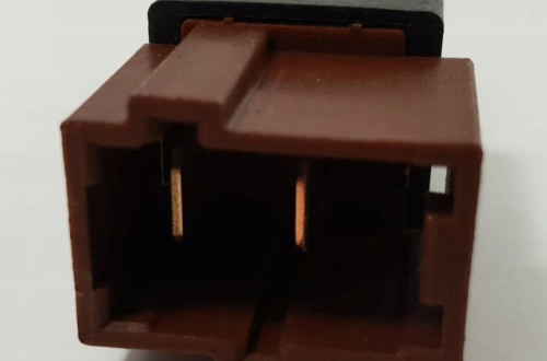 CZUJNIK ŚWIATŁA STOP STOPU NISSAN X-TRAIL T30