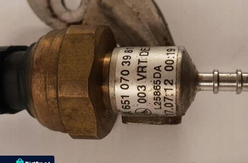 CZUJNIK CIŚNIENIA PALIWA W204 2.2 CDI A6510703981