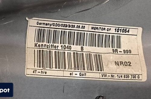 PODNOŚNIK SZYBY PT VOLKSWAGEN GOLF IV 1J4839730G