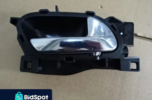 KLAMKA WEWNĘTRZNA PRAWA PEUGEOT 407 NR44
