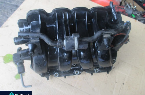 Kolektor ssący AUDI A3 GOLF 5 1,4FSI 03C129711E 03C129709E