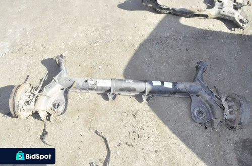 FORD FIESTA MK8 ZAWIESZENIE BELKA TYŁ