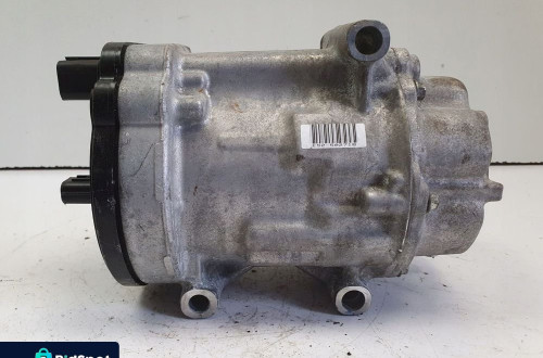 Toyota Corolla E21 SPRĘŻARKA KLIMATYZACJI kompresor 042400-1201