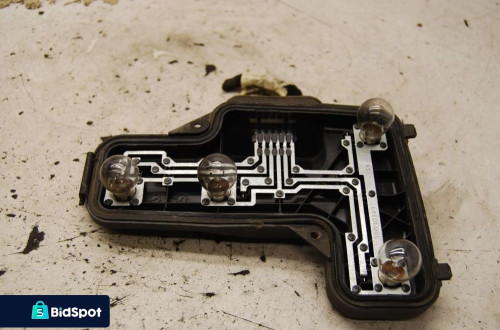 WKŁAD LAMPY LEWY PRAWY TYŁ TYLNY 6H0945258 6H0945257 VW LUPO 96451317 38020751DX