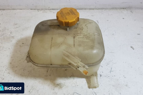 ZBIORNICZEK WYRÓWNAWCZY  OPEL ASTRA H 24469940