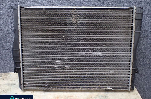 CHŁODNICA WODY BMW E90 III 3 1.6 BENZYNA 3110665