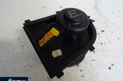 SILNICZEK NAWIEWU VW GOLF IV