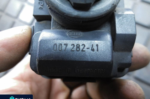 HELLA Element nastawczy, regulacja położenia reflektorów 007 282-41