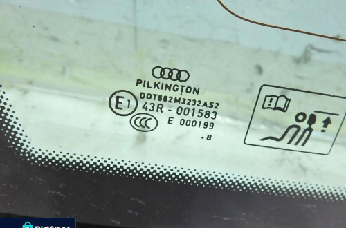 SZYBA KAROSERYJNA LEWY TYŁ AUDI A4 B8 AVANT
