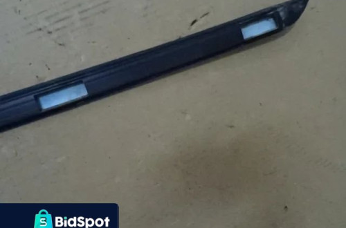 LISTWA DACHU PRAWA RENAULT CLIO II LIFT NR228